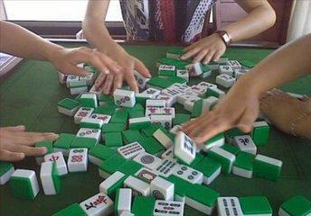 娱乐吃瓜酱打麻将,揭秘麻将江湖里的欢乐与智慧