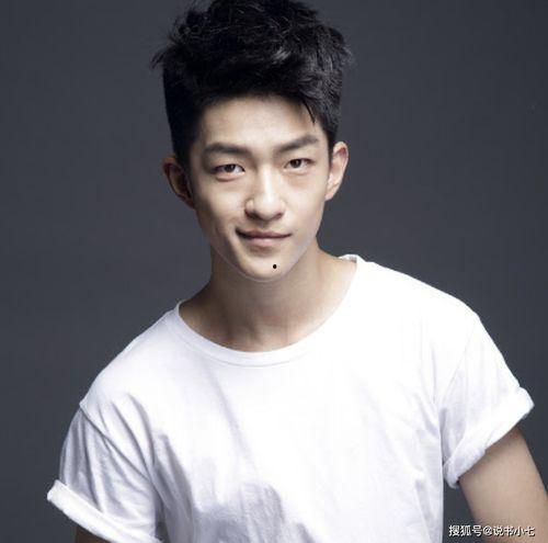 吃娱乐圈的瓜侃大山,揭秘明星幕后故事