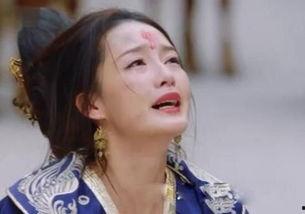 娱乐吃瓜女艺人加戏,吃瓜女艺人华丽加戏，揭秘幕后故事