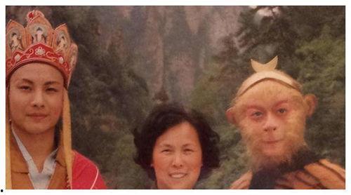 娱乐吃瓜小悟空,揭秘娱乐圈那些不为人知的幕后故事