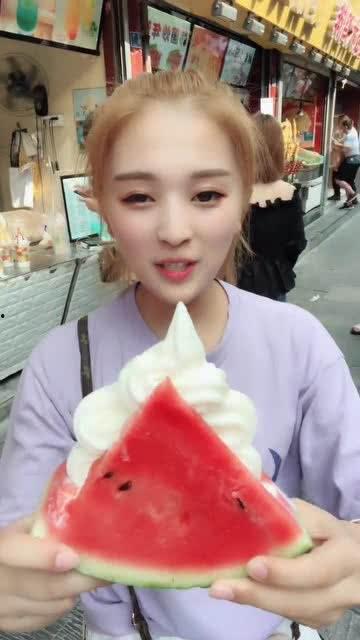 娱乐吃瓜姐网红,揭秘网红圈幕后故事