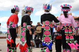 娱乐吃瓜酱彝族,彝族风情，揭秘民族魅力